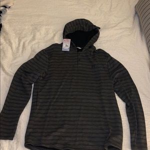 L Travis Mathew Top Botton Hoodie/Long Sleeve